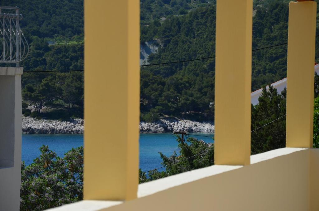 Villa Fortudor Milna  Dış mekan fotoğraf