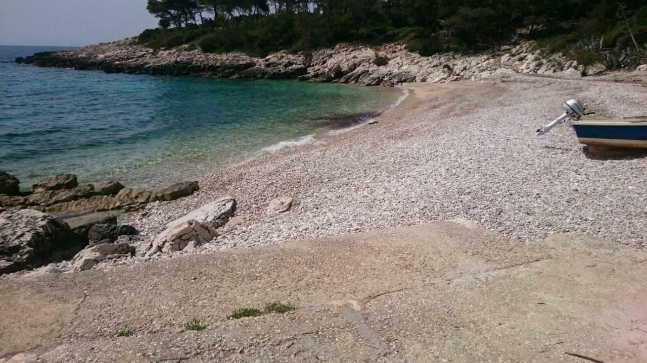 Villa Fortudor Milna  Dış mekan fotoğraf